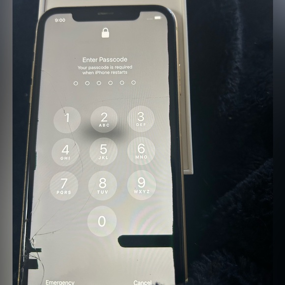 Apple iPhone - Silver